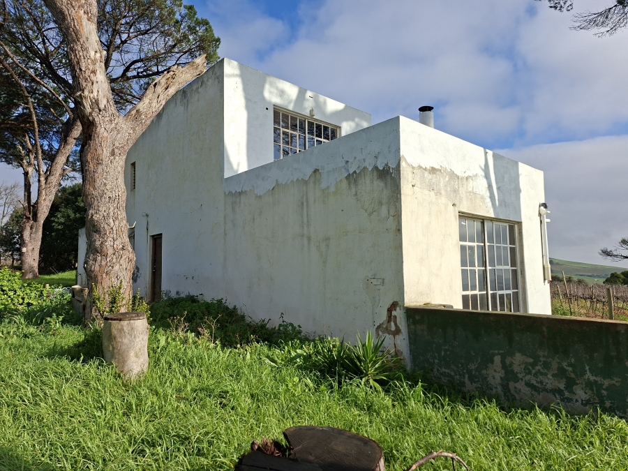 10 Bedroom Property for Sale in Stellenbosch Farms Western Cape